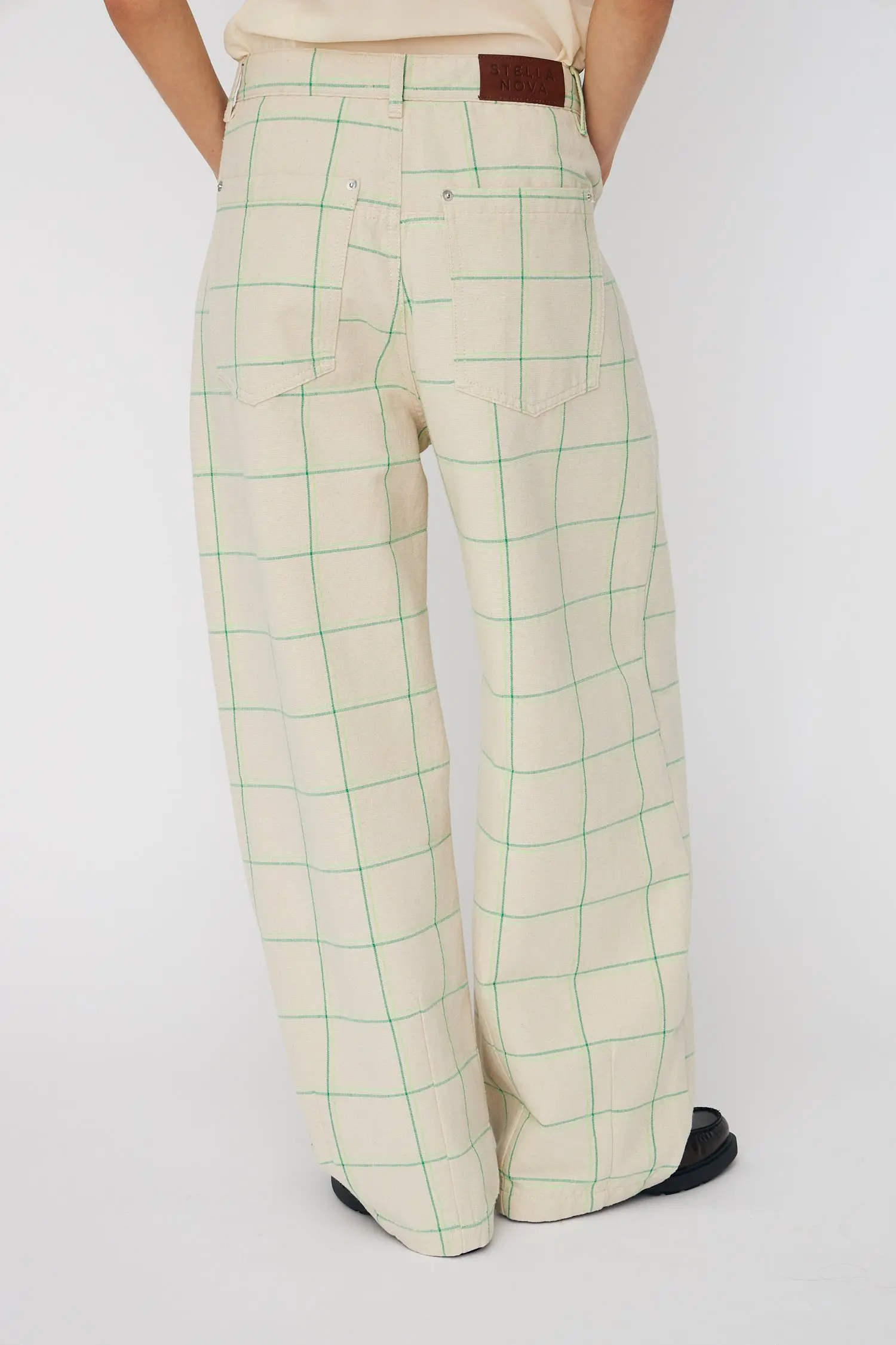 Checked Baggy Low-Waist Pants - Creme Check - Image 4