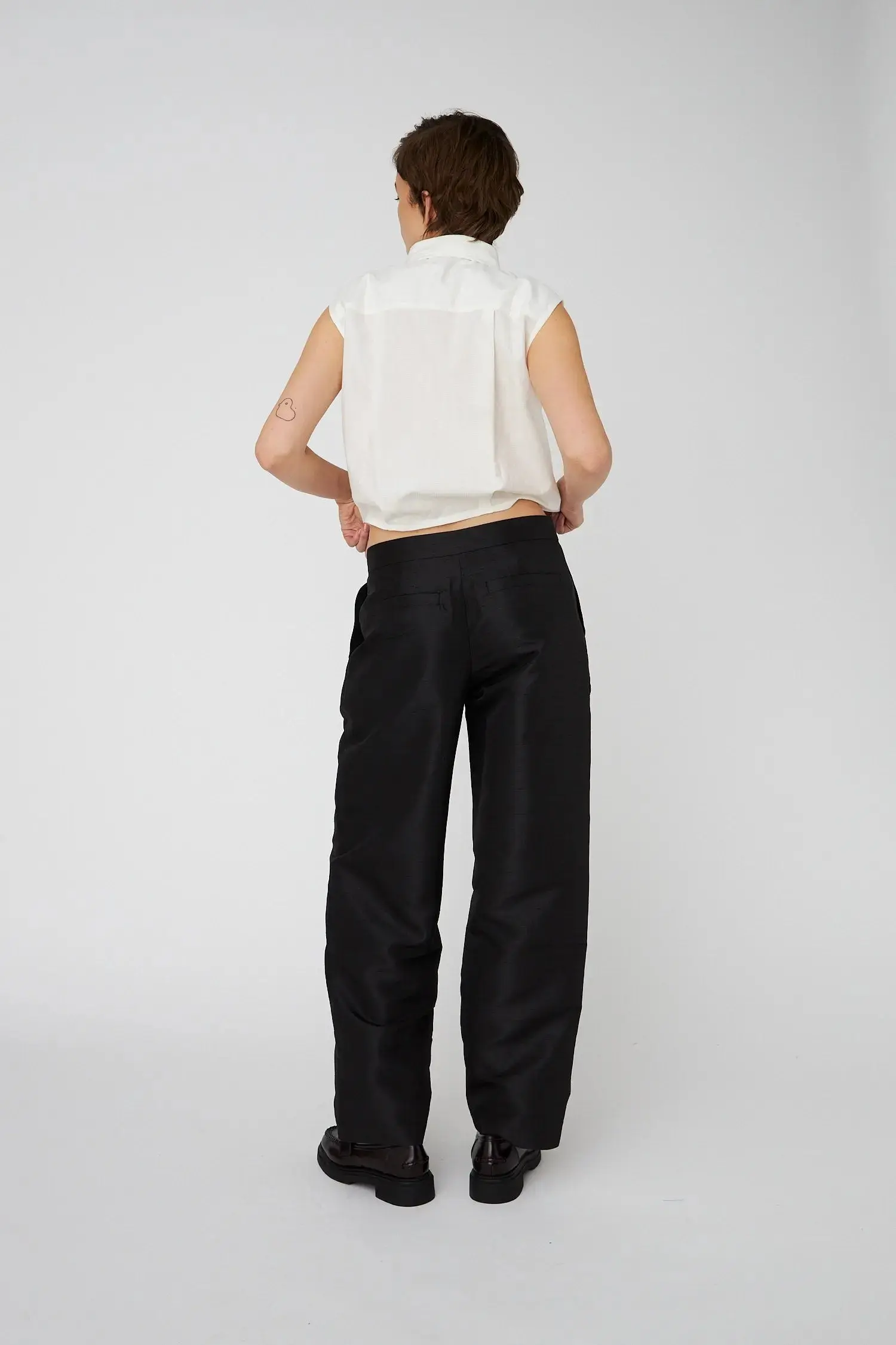 Crispy Carrot Pants - Black - Image 3