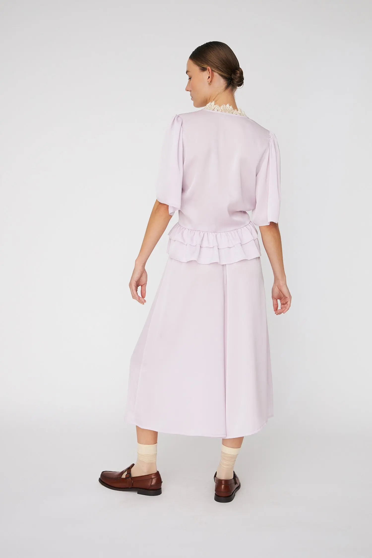 Delicate Tieband Blouse - Light Purple - Image 3