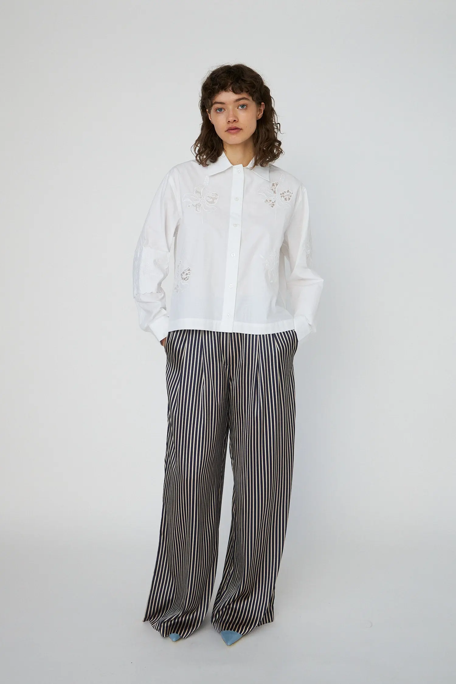 Embroidered Shirt in Cotton - White