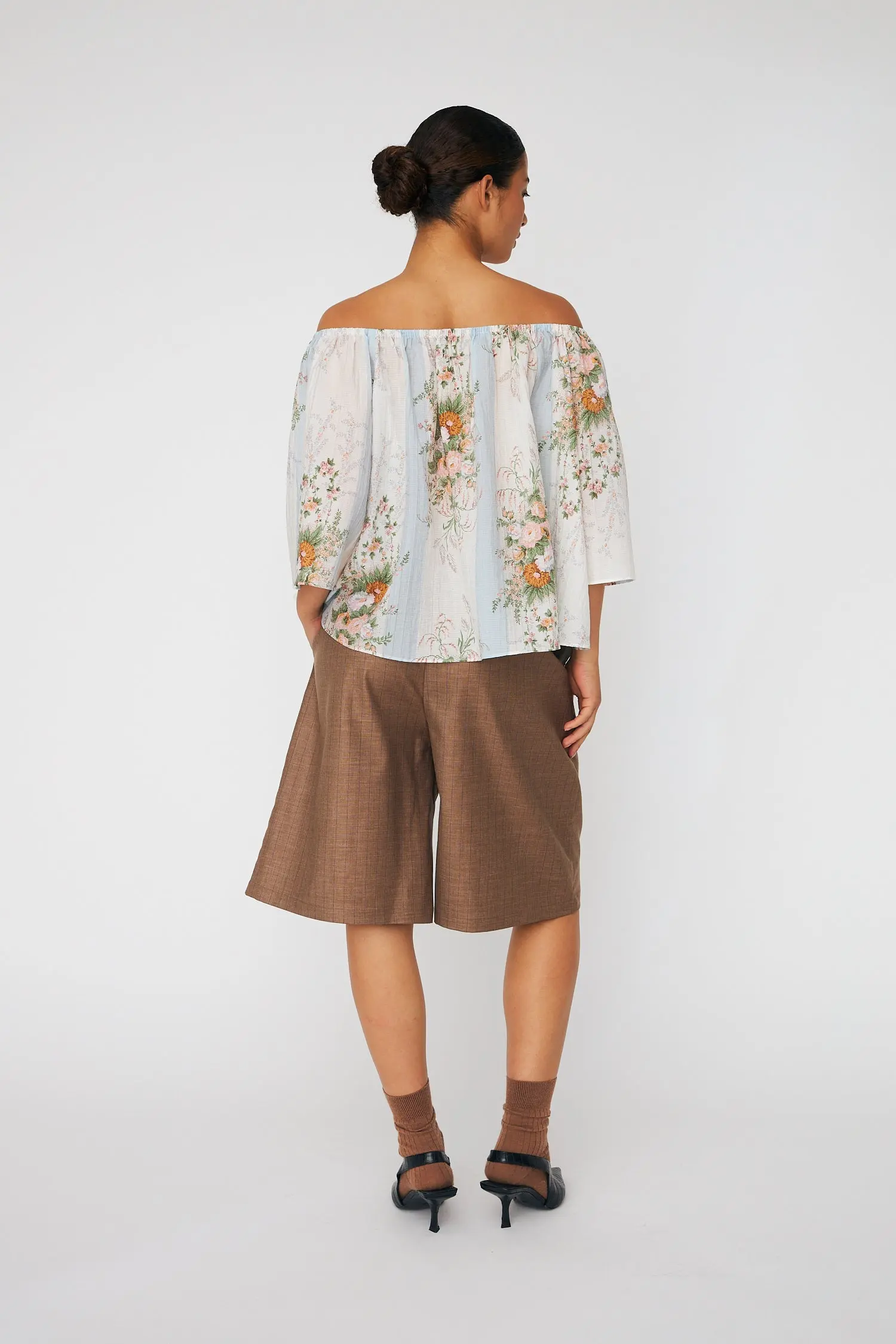 Loose Blouse with drop Shoulders - Creme Multicolour Flowers - Image 3